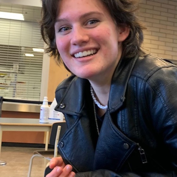 Meet your Posher, Rory - Picture 3 of 3